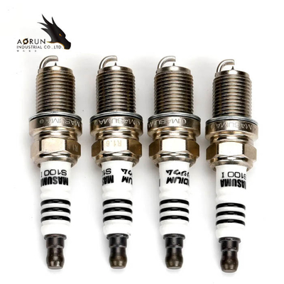 Gli accessori automobilistici delle parti comerciano la candela all'ingrosso automatica 90919-01176 90919-01164 90919-01240 dell'iridio