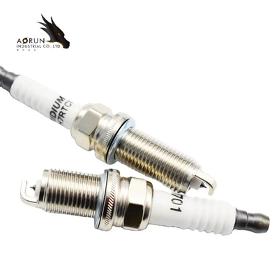 Candela automatica del platino dell'iridio della resistenza per NGK DENSO Honda Mitsubishi Hyundai Kia