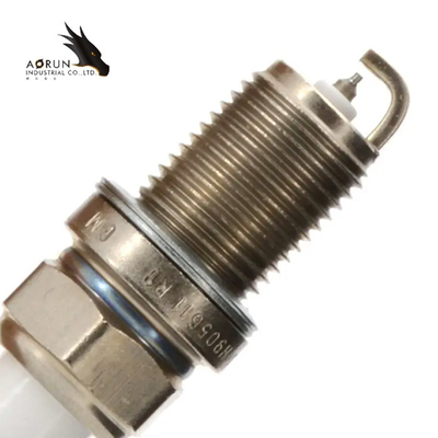 Candele automobilistiche di Rridium dei pezzi di ricambio dell'automobile di Aorun per le candele 04E905612C di VW di Audi